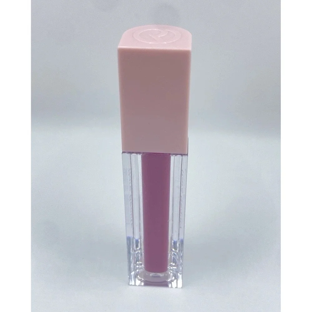 Rare Beauty Stay Vulnerable Liquid Eyeshadow NEARLY BERRY 0.10floz/3.0ml NWOB